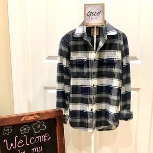 ❤️American Eagle Heritage Flannel xs. Navy!